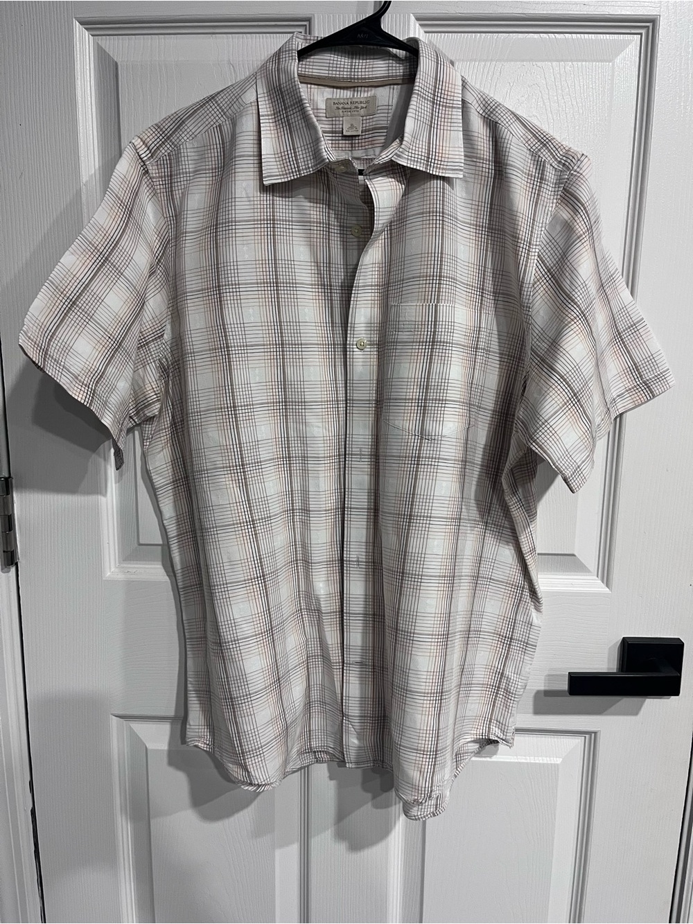 Banana Republic Men’s XL Plaid Short Sleeve Button Down Shirt
